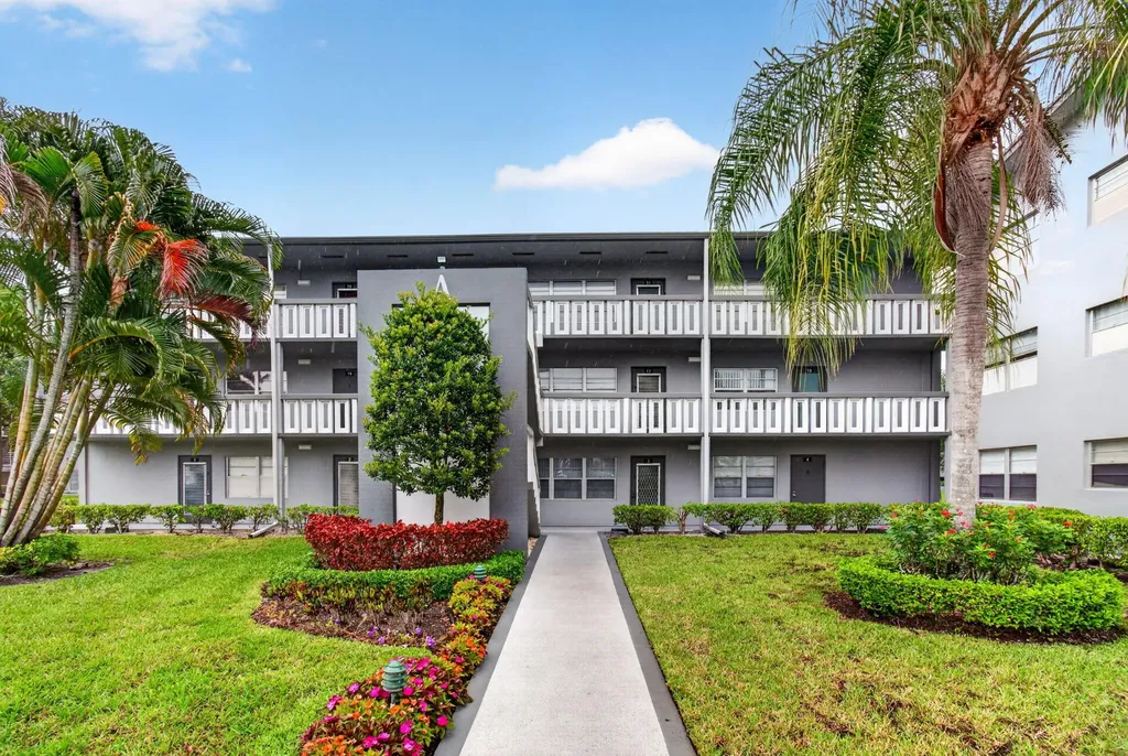 19 Suffolk A Boca Raton FL 33434