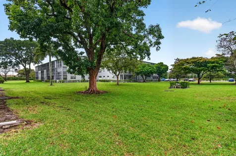 19 Suffolk A Boca Raton FL 33434
