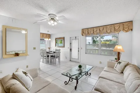 19 Suffolk A Boca Raton FL 33434