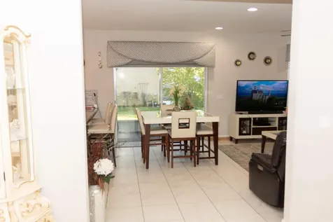 1300 NW Fiorenza Court Port St Lucie FL 34986