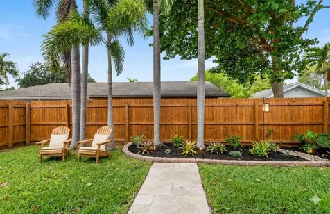 8699 Uranus Terrace West Palm Beach FL 33403