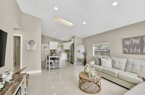8699 Uranus Terrace West Palm Beach FL 33403