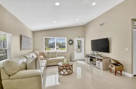 8699 Uranus Terrace West Palm Beach FL 33403