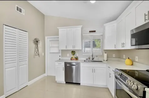 8699 Uranus Terrace West Palm Beach FL 33403