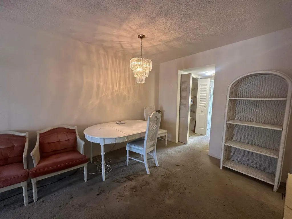 72 Northampton D West Palm Beach FL 33417