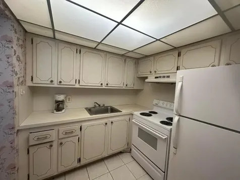 72 Northampton D West Palm Beach FL 33417