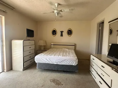 72 Northampton D West Palm Beach FL 33417