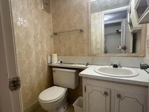 72 Northampton D West Palm Beach FL 33417