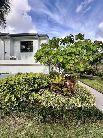 7449 Glendevon Lane Delray Beach FL 33446