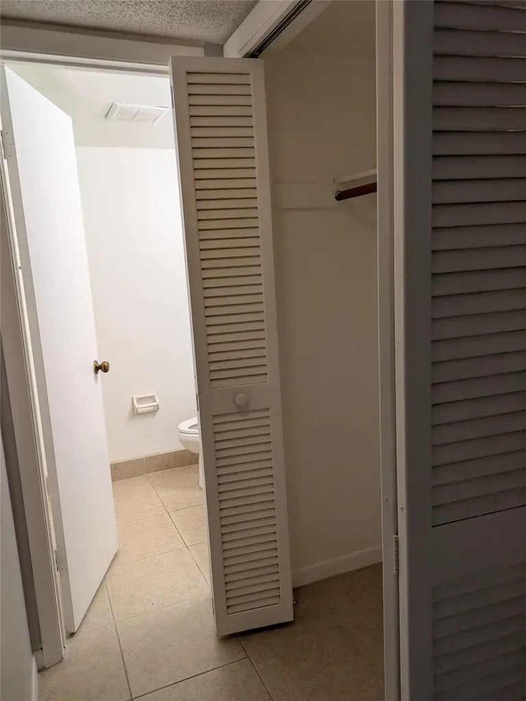 4138 NW 88th Avenue Coral Springs FL 33065