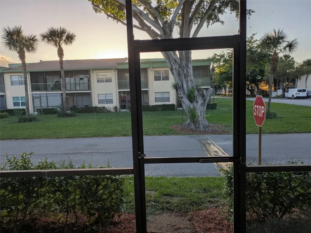 4138 NW 88th Avenue Coral Springs FL 33065