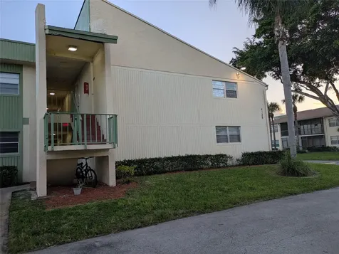 4138 NW 88th Avenue Coral Springs FL 33065