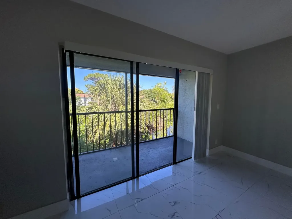 4881 Arjaro Drive West Palm Beach FL 33407