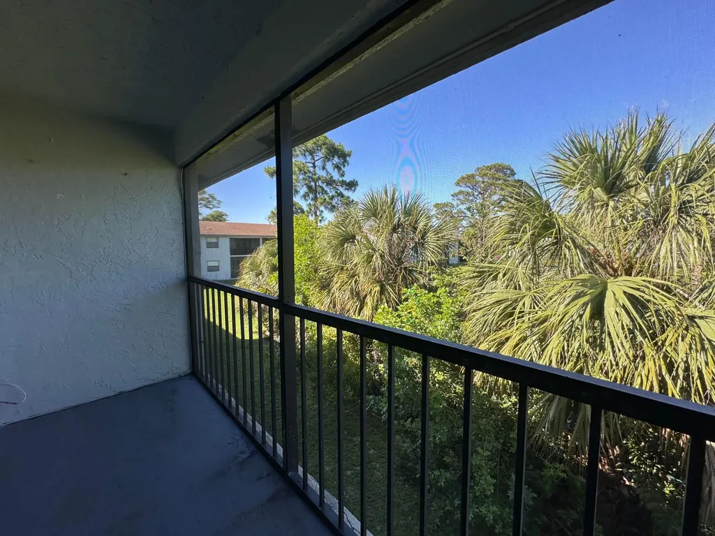 4881 Arjaro Drive West Palm Beach FL 33407