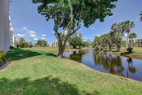 3595 Birdie Drive Greenacres FL 33467
