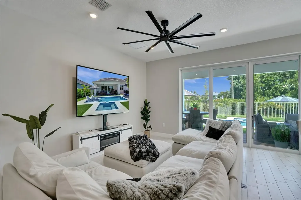 9621 Mosler Trail Lake Worth FL 33467