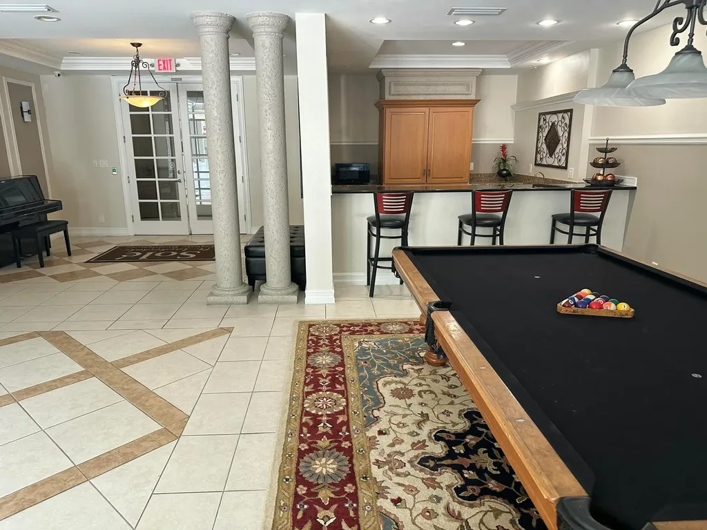 533 NE 3rd Avenue Fort Lauderdale FL 33301