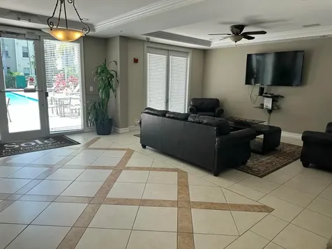 533 NE 3rd Avenue Fort Lauderdale FL 33301