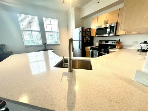 533 NE 3rd Avenue Fort Lauderdale FL 33301