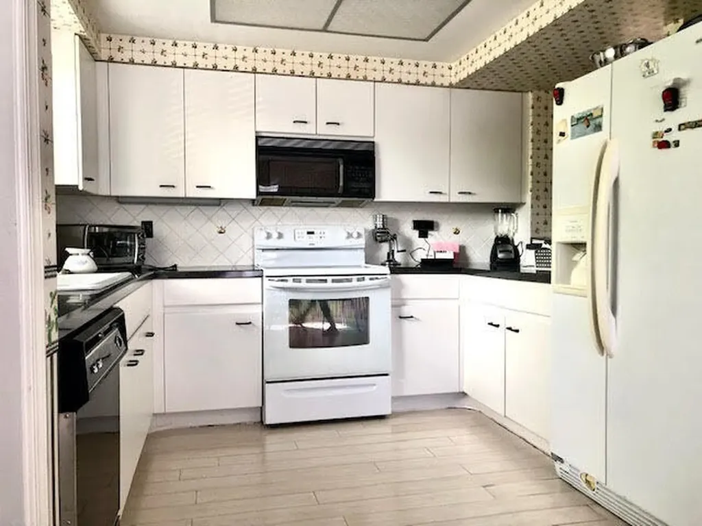 7344 Clunie Place Delray Beach FL 33446