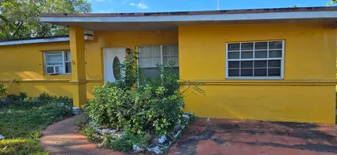112 Newton Road West Park FL 33023