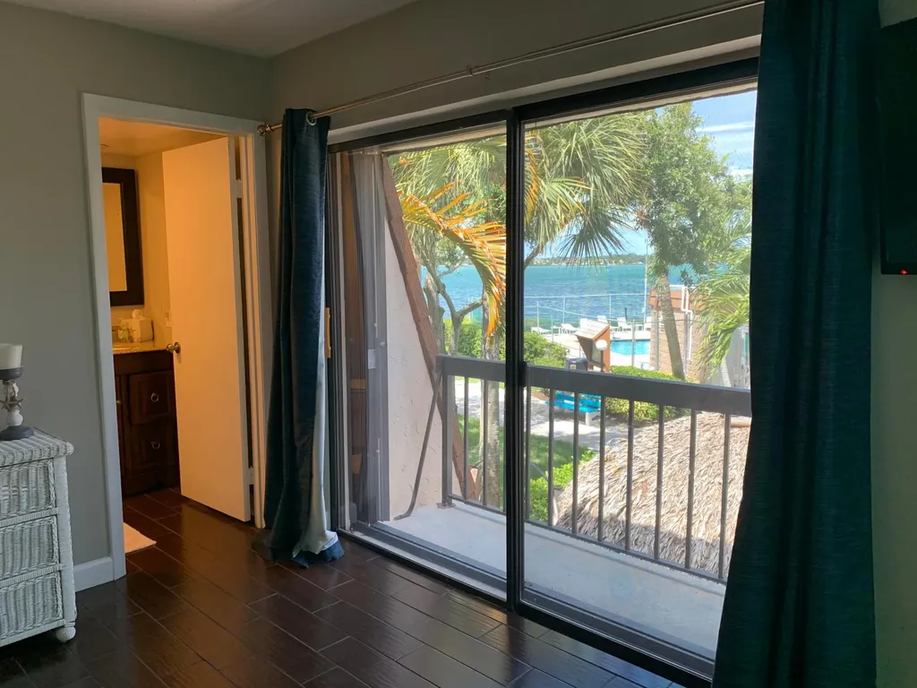825 Center Street Jupiter FL 33458