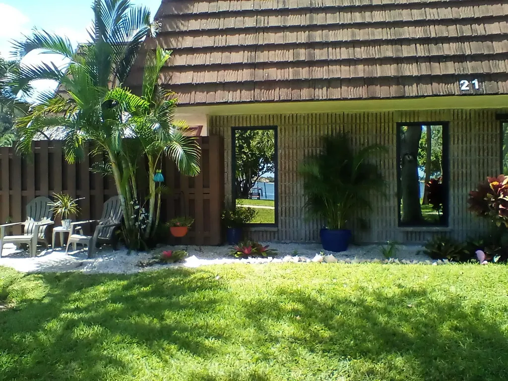 825 Center Street Jupiter FL 33458