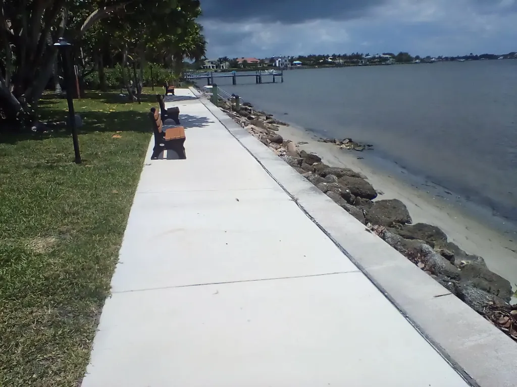 825 Center Street Jupiter FL 33458