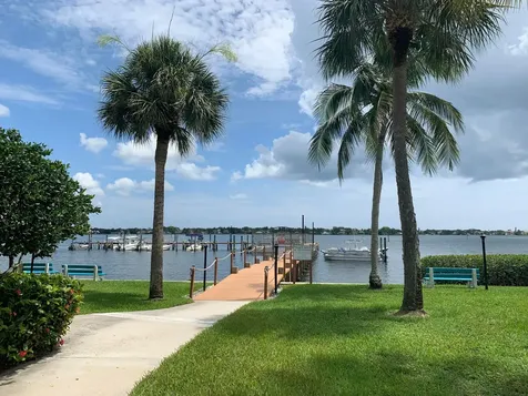 825 Center Street Jupiter FL 33458