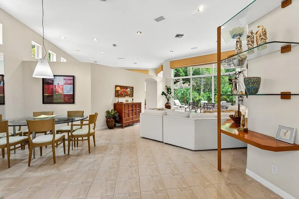 201 Sunset Bay Court Palm Beach Gardens FL 33418