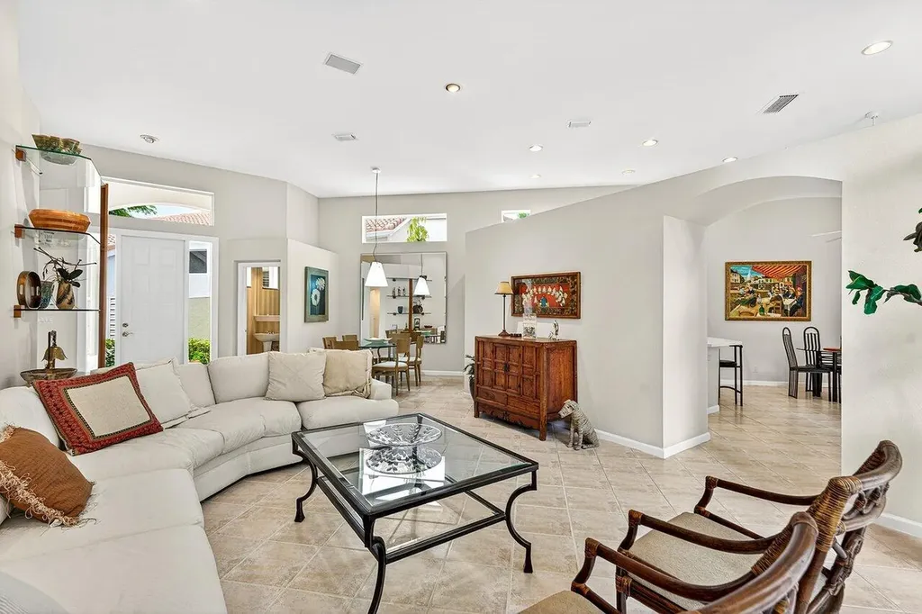 201 Sunset Bay Court Palm Beach Gardens FL 33418