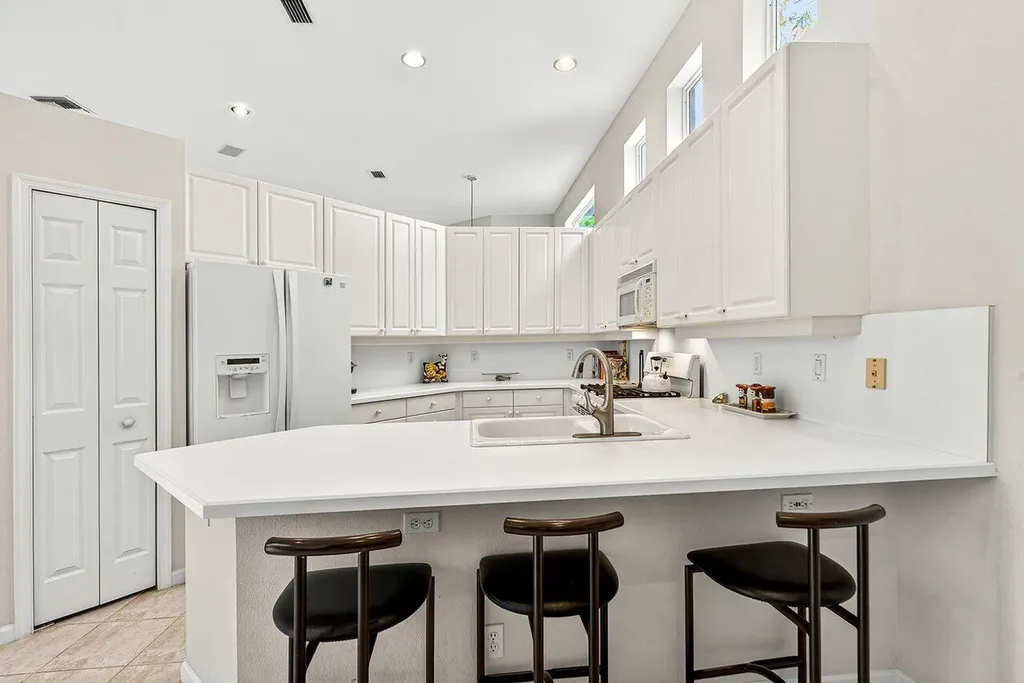 201 Sunset Bay Court Palm Beach Gardens FL 33418