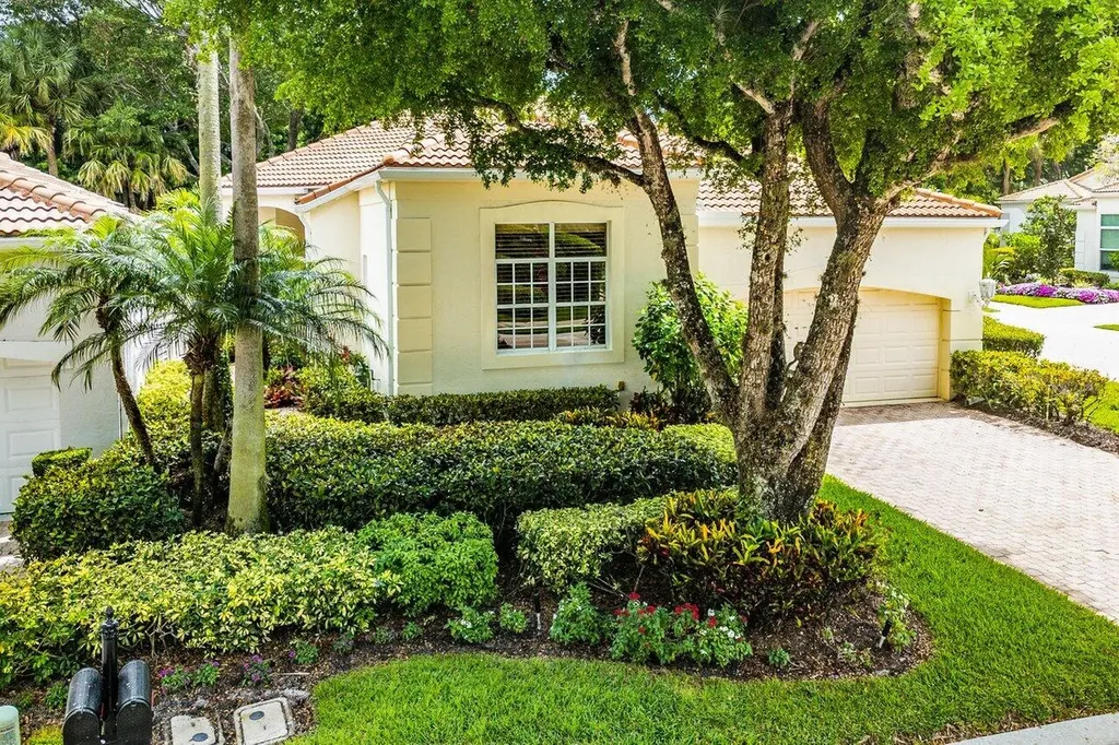 201 Sunset Bay Court Palm Beach Gardens FL 33418