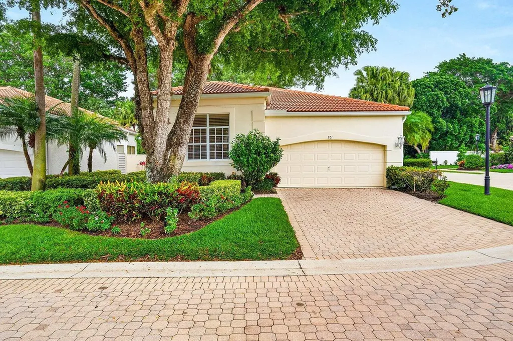 201 Sunset Bay Court Palm Beach Gardens FL 33418