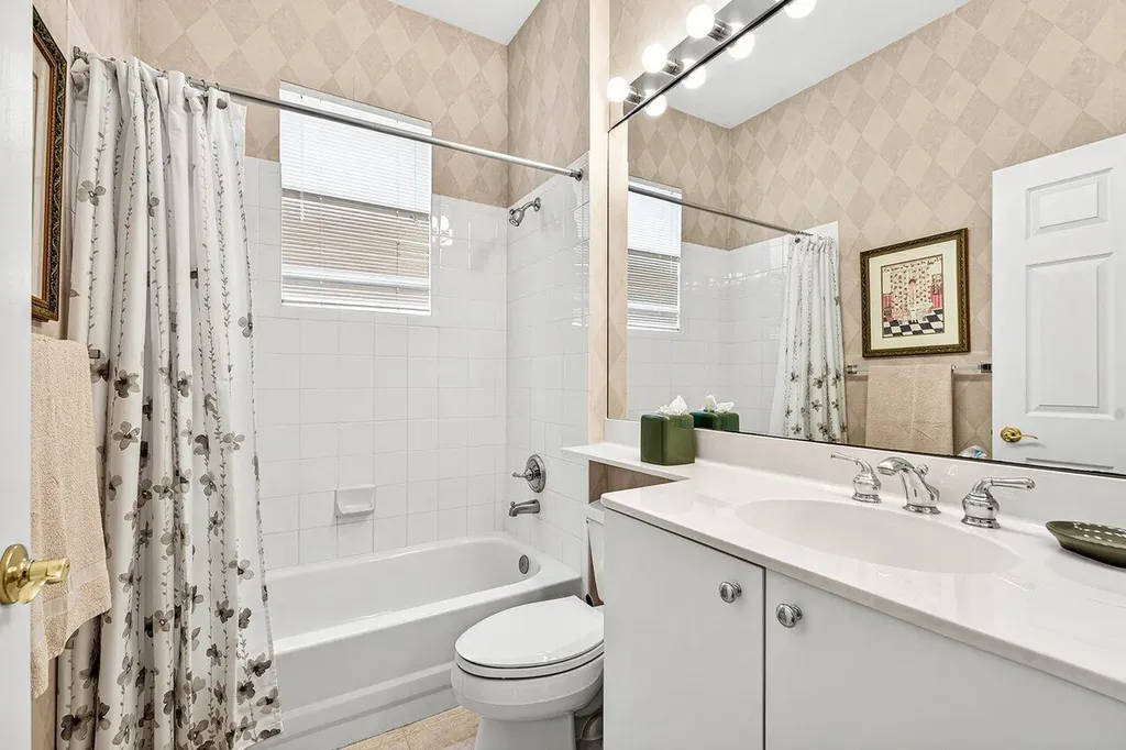 201 Sunset Bay Court Palm Beach Gardens FL 33418
