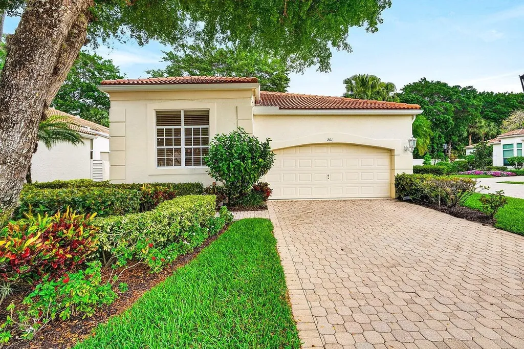 201 Sunset Bay Court Palm Beach Gardens FL 33418
