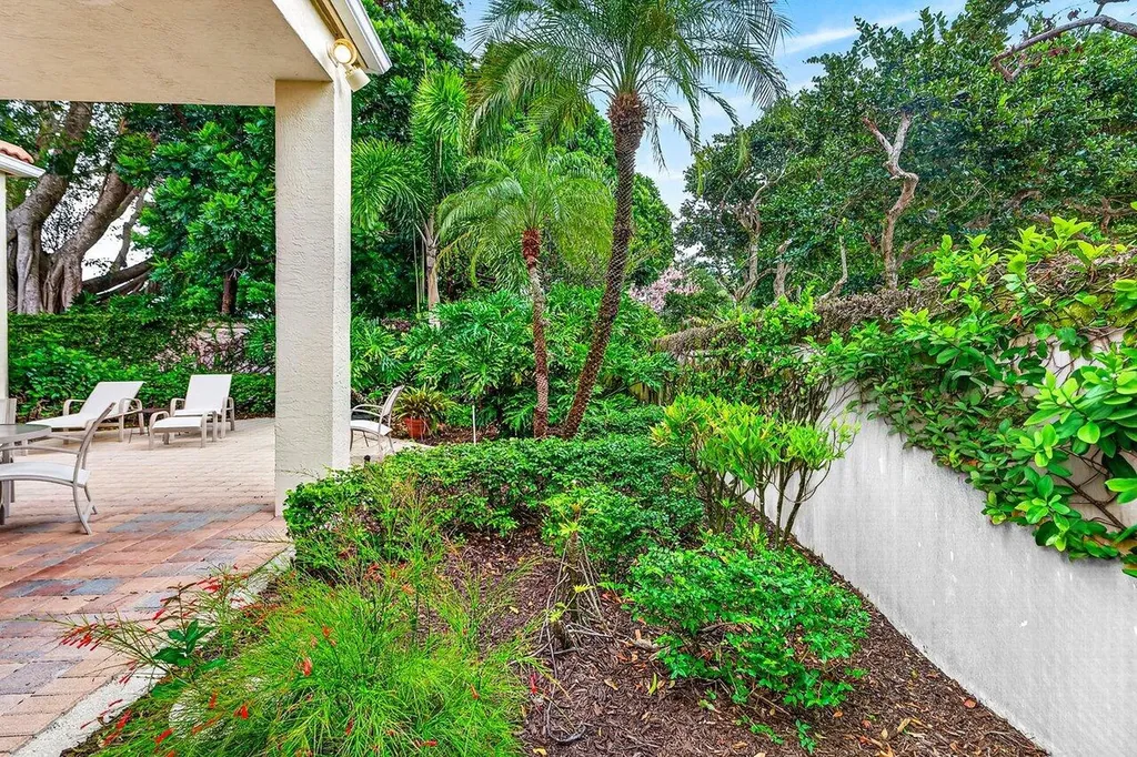 201 Sunset Bay Court Palm Beach Gardens FL 33418