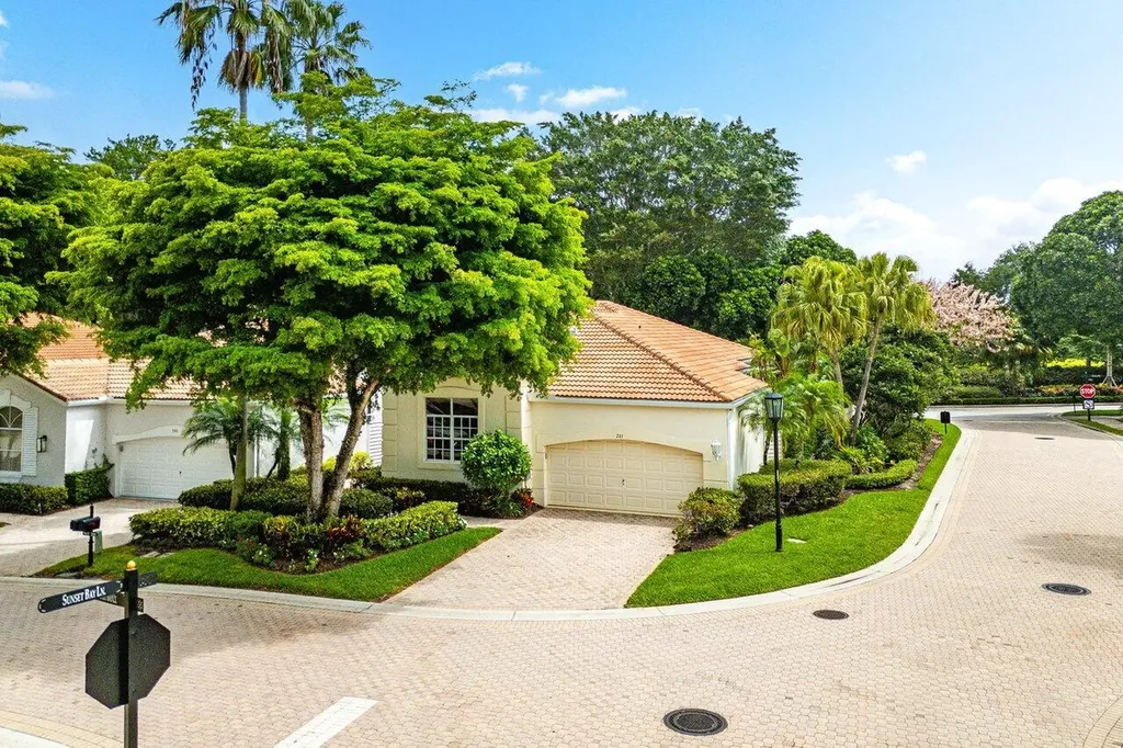 201 Sunset Bay Court Palm Beach Gardens FL 33418