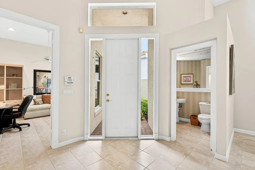 201 Sunset Bay Court Palm Beach Gardens FL 33418