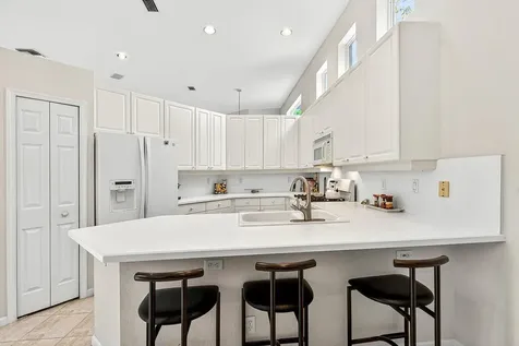 201 Sunset Bay Court Palm Beach Gardens FL 33418