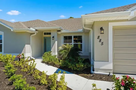 885 Clearmont Street Sebastian FL 32958