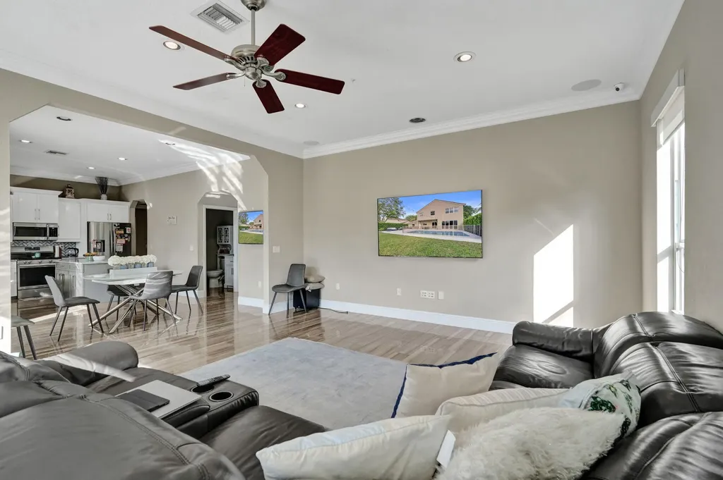 6820 NW 73rd Street Parkland FL 33067