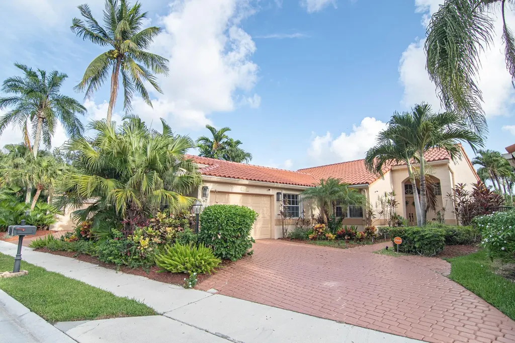 8410 Brussels Way Boca Raton FL 33434