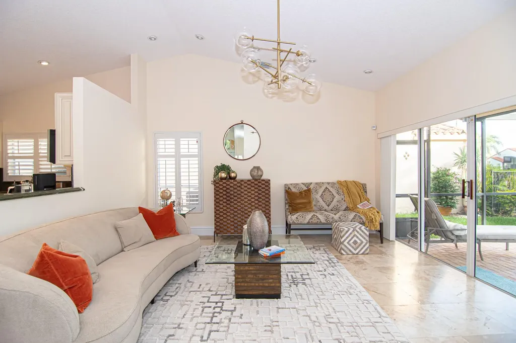 8410 Brussels Way Boca Raton FL 33434