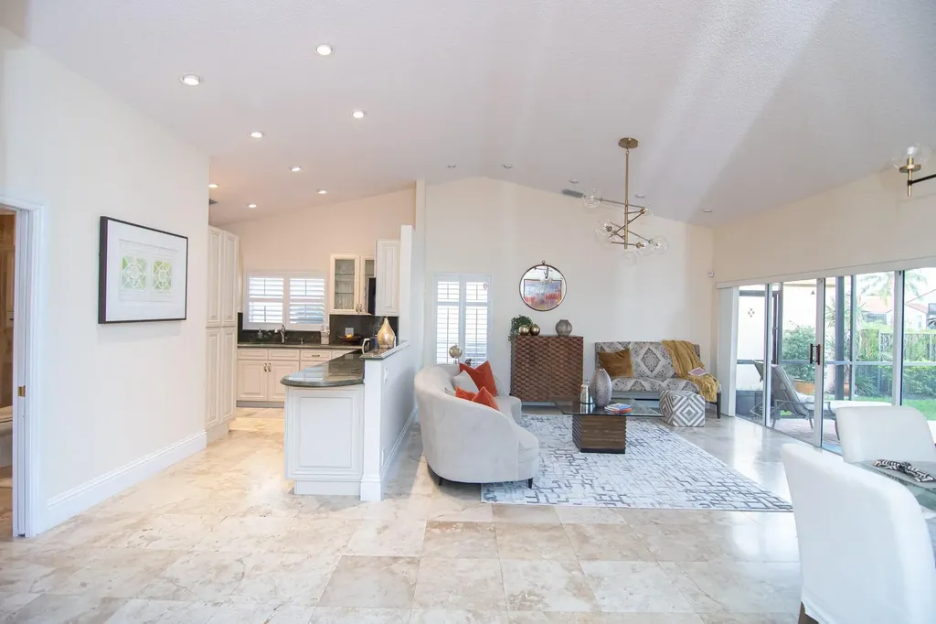 8410 Brussels Way Boca Raton FL 33434