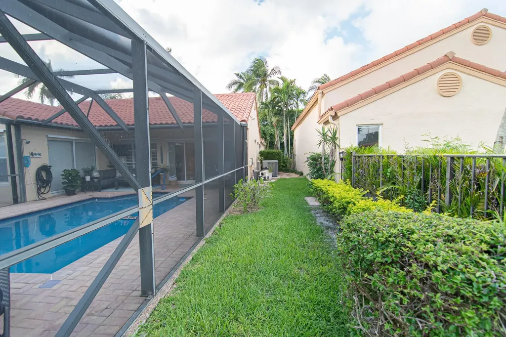 8410 Brussels Way Boca Raton FL 33434