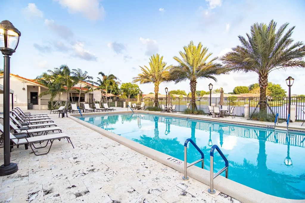 8410 Brussels Way Boca Raton FL 33434