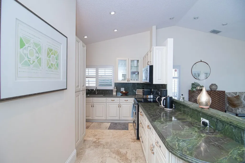 8410 Brussels Way Boca Raton FL 33434