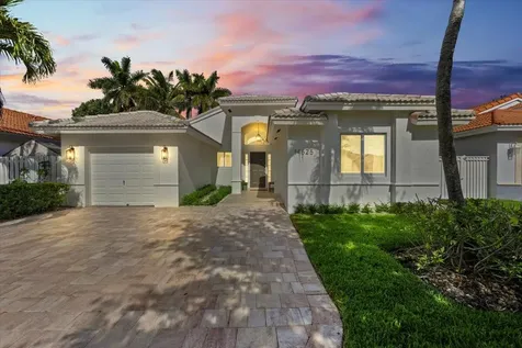 14525 NW 88th Avenue Miami Lakes FL 33018