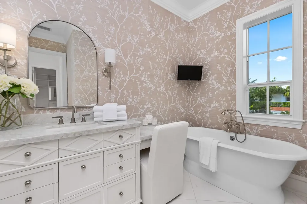 310 Australian Avenue Palm Beach FL 33480
